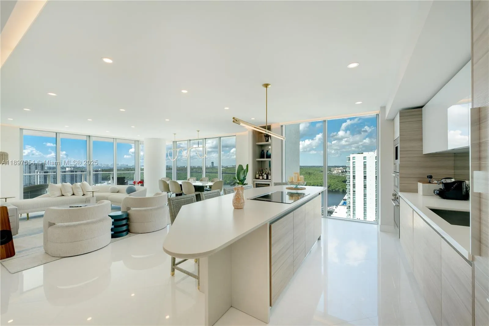 330 Sunny Isles Blvd, #5-1902