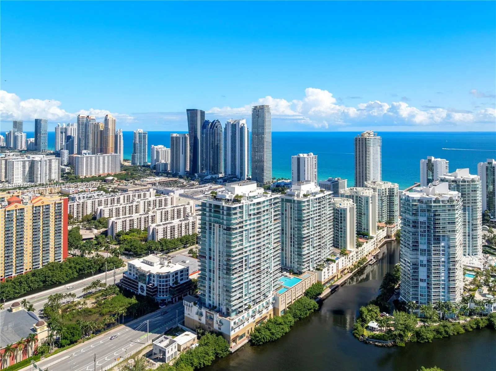 330 Sunny Isles Blvd, #5-1902