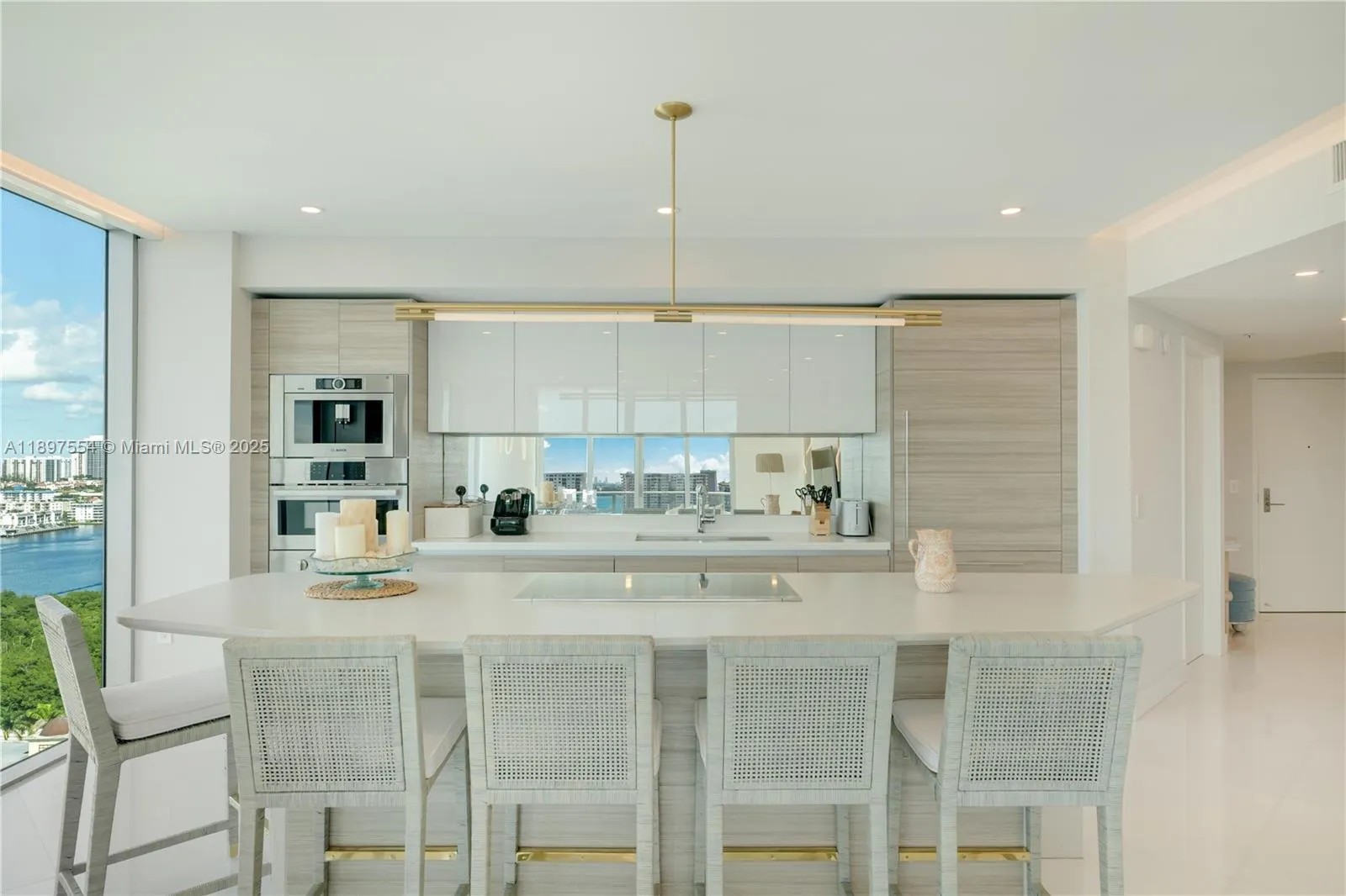 330 Sunny Isles Blvd, #5-1902