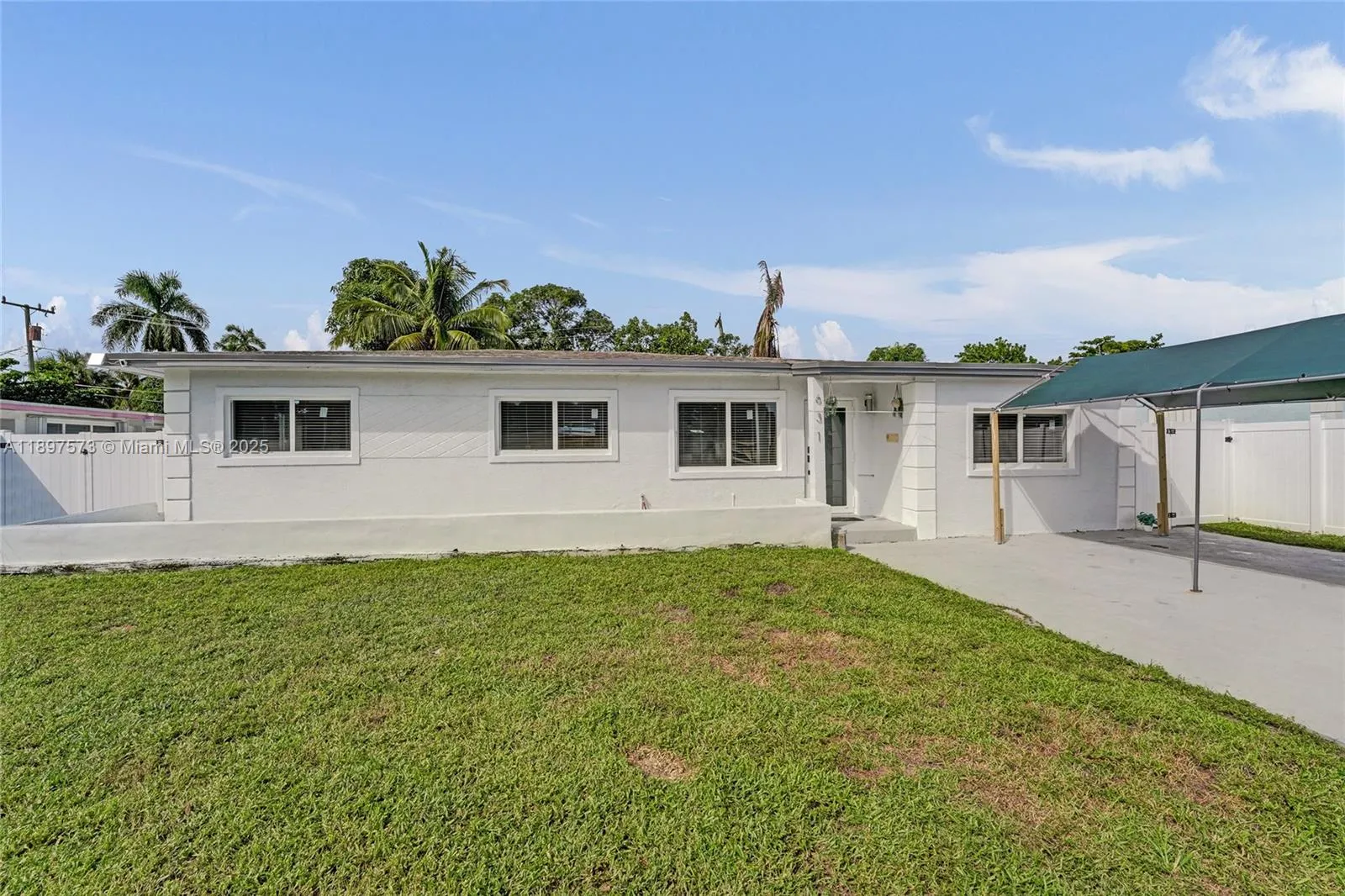 631 Arizona Ave