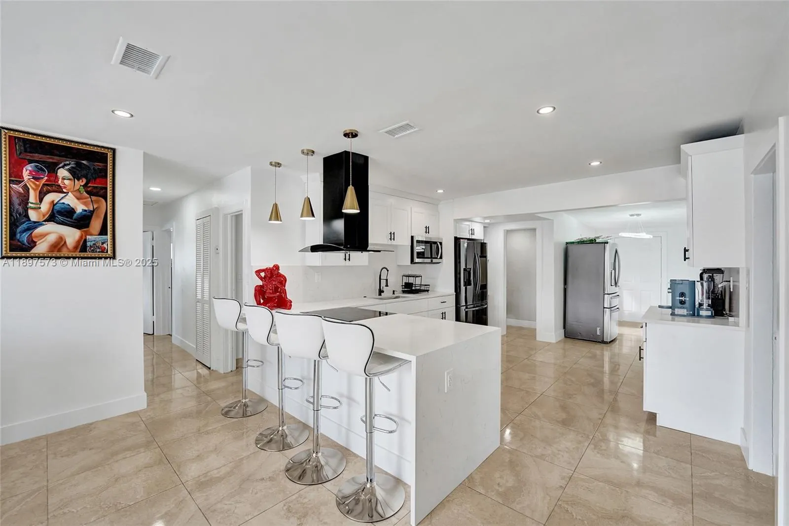 631 Arizona Ave