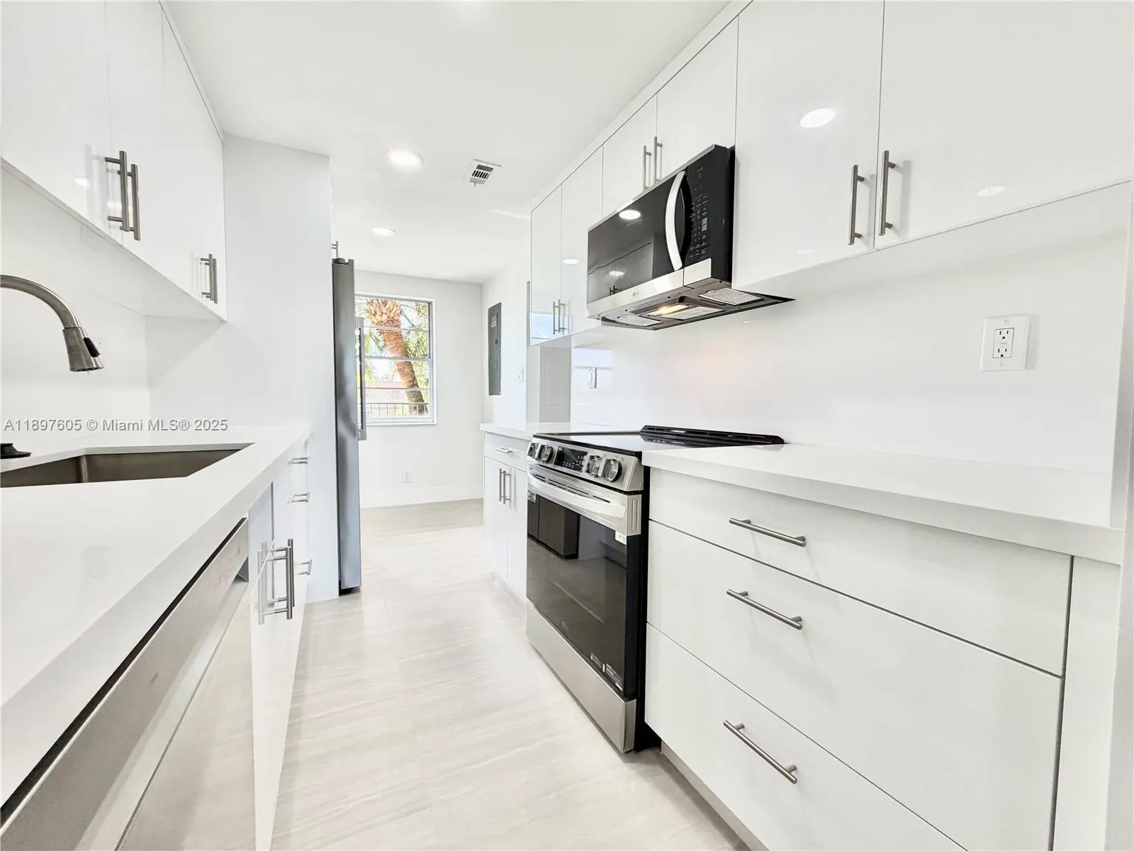 3361 NW 47th Ter, #329