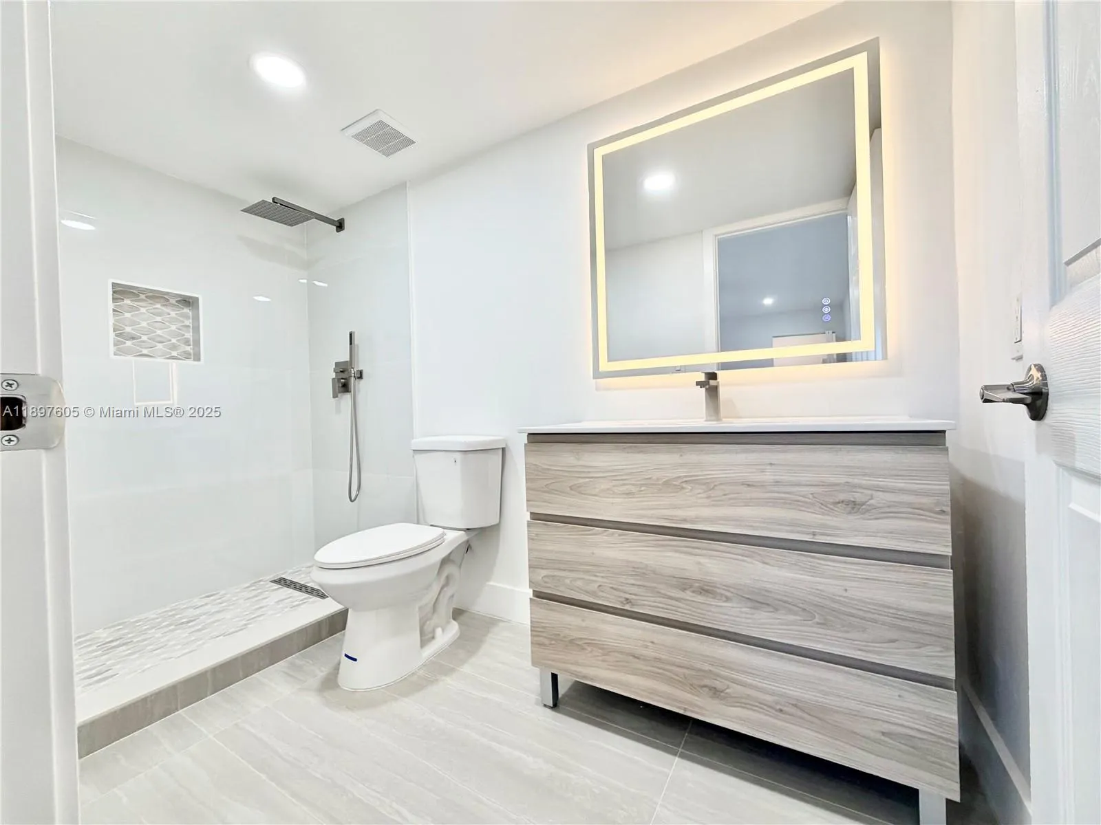 3361 NW 47th Ter, #329