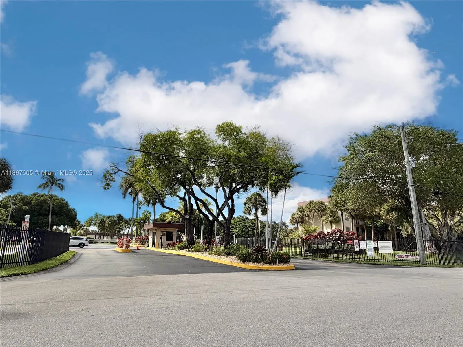 3361 NW 47th Ter, #329