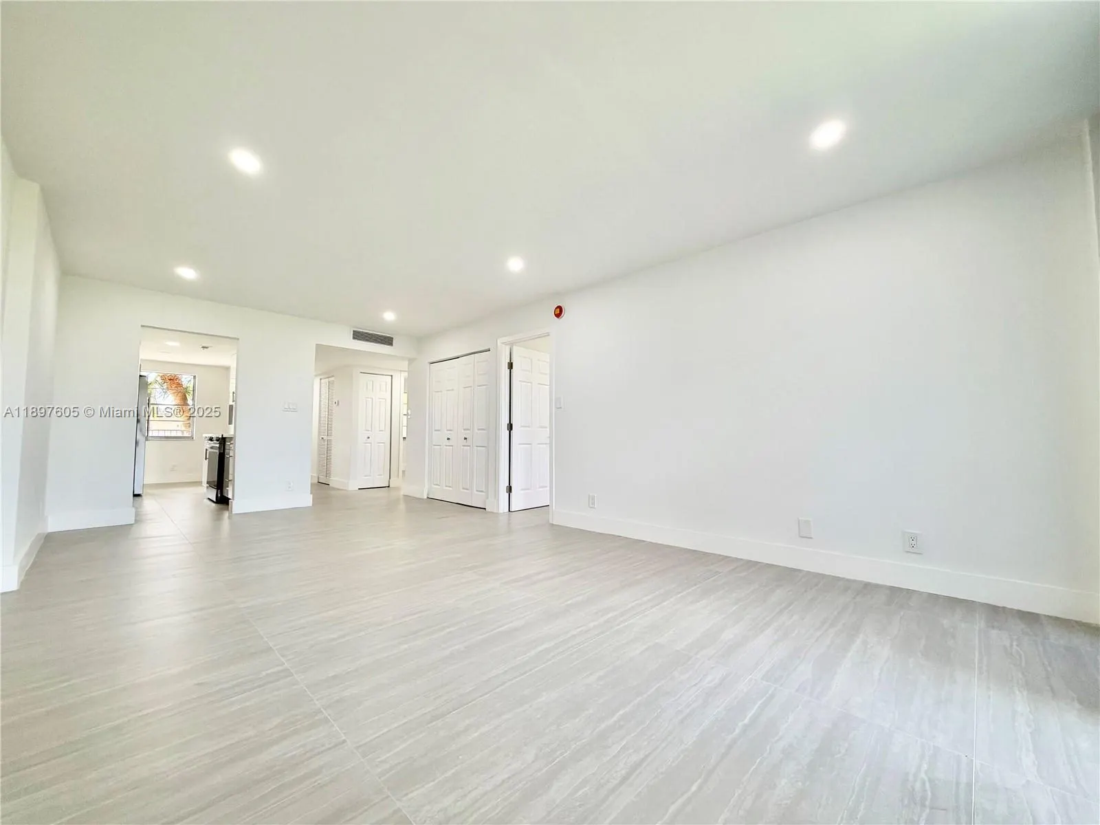 3361 NW 47th Ter, #329