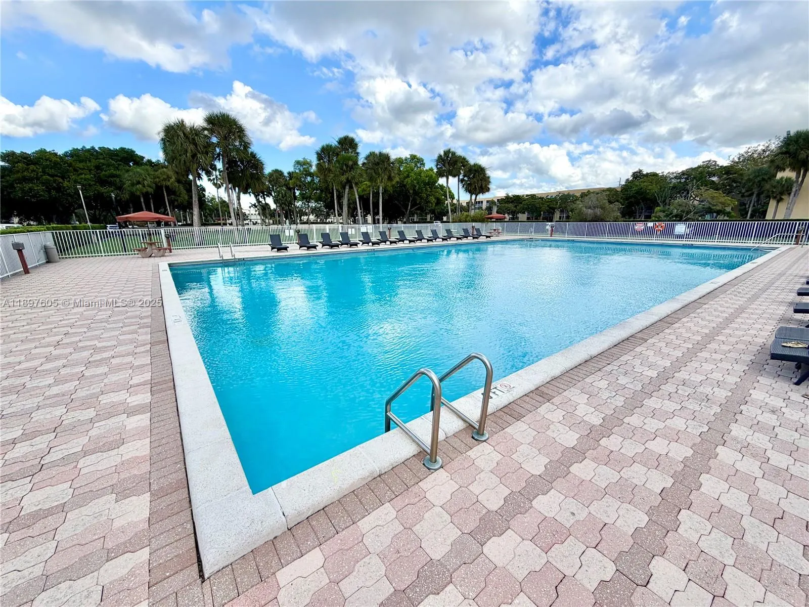 3361 NW 47th Ter, #329