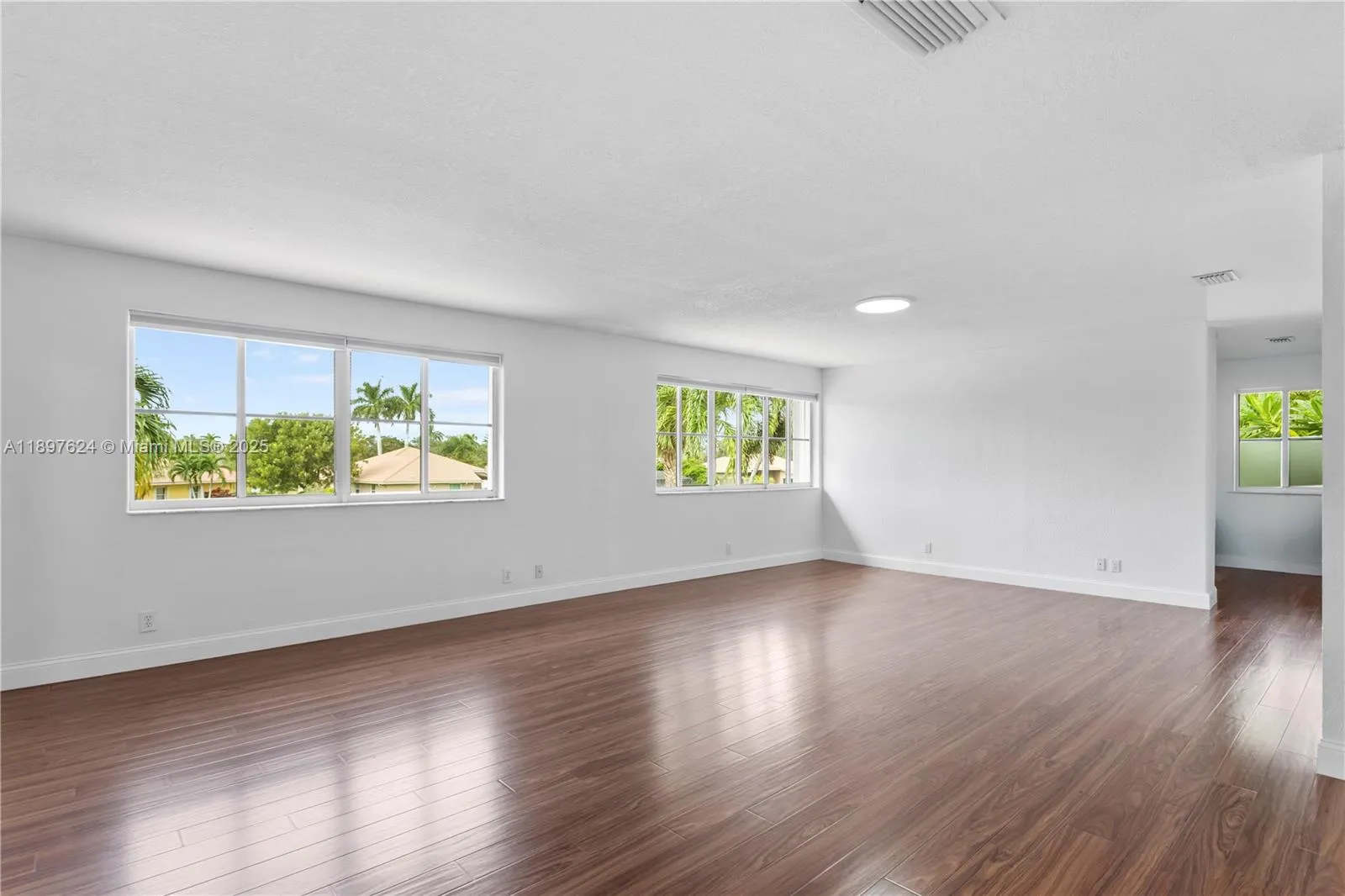 3620 Heron Ridge Ln