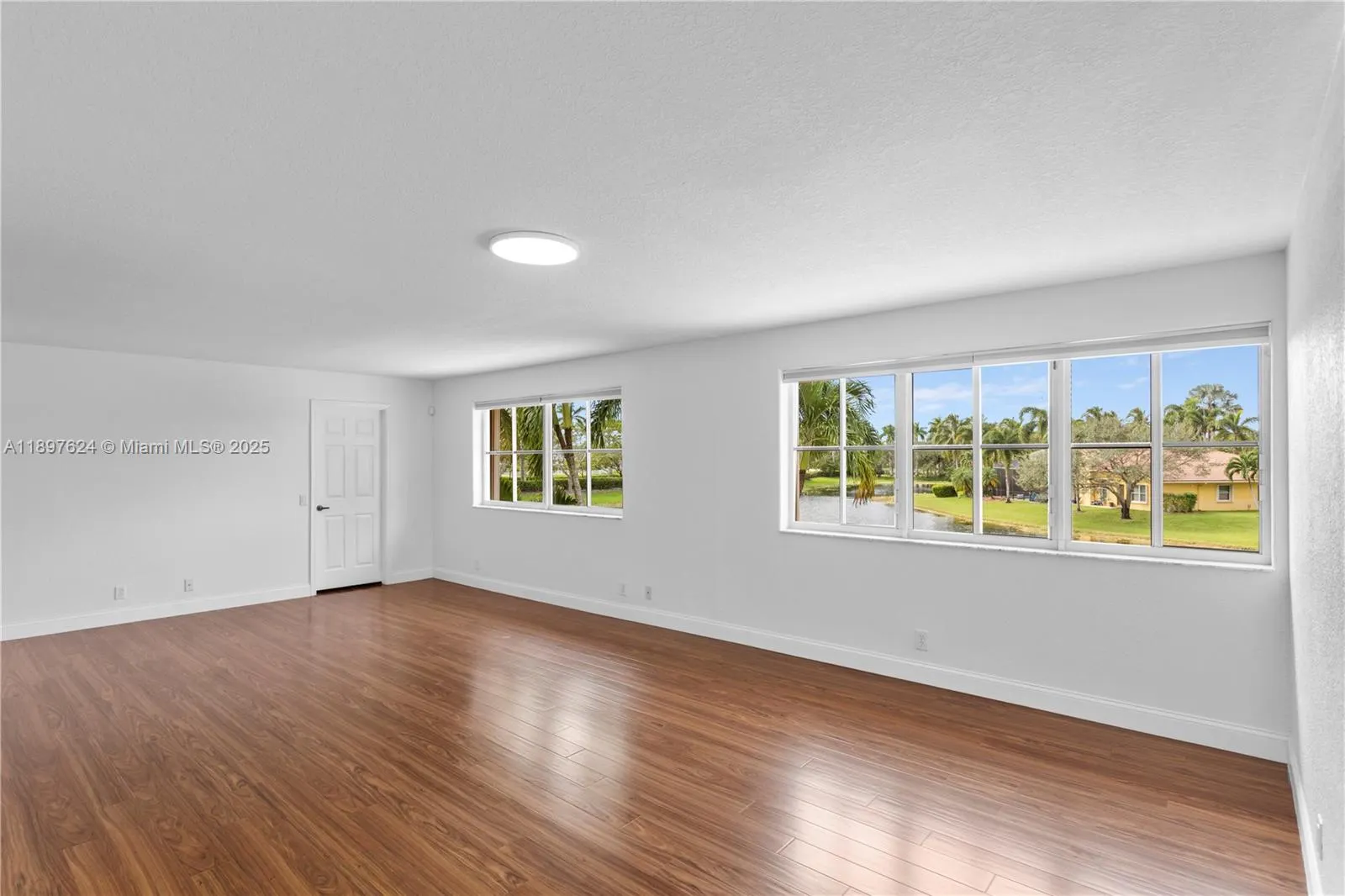 3620 Heron Ridge Ln