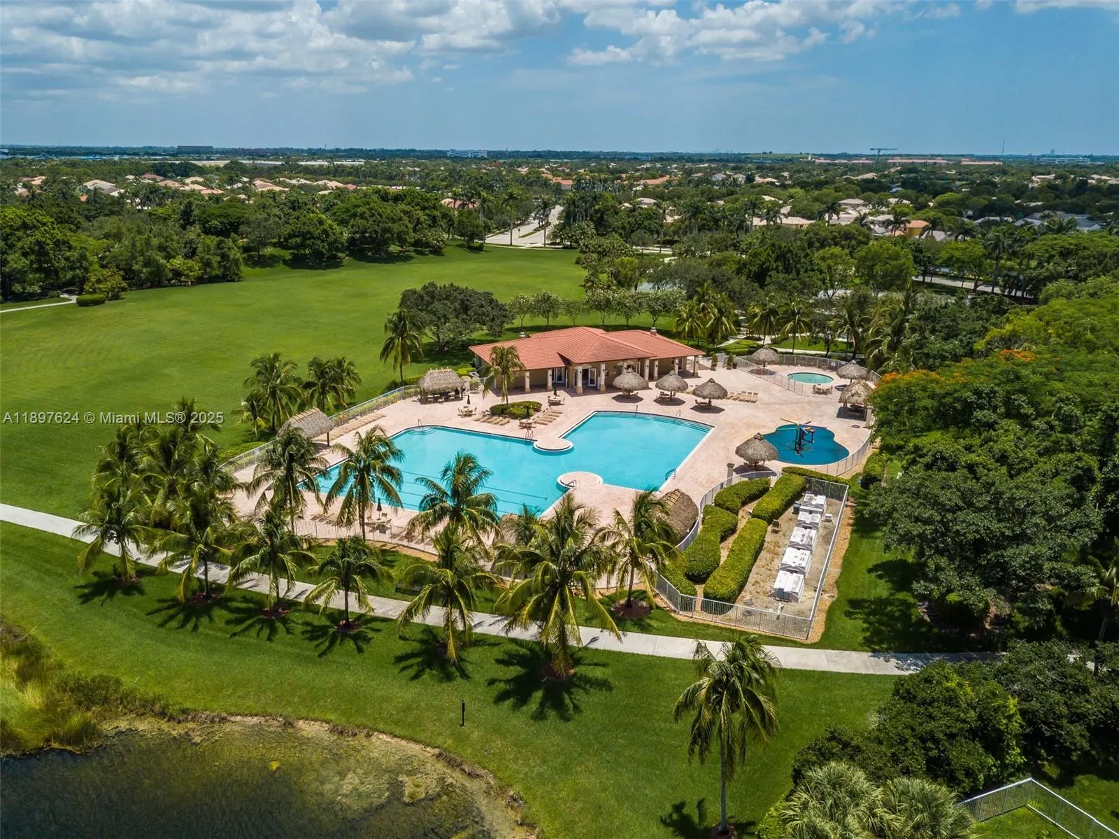 3620 Heron Ridge Ln