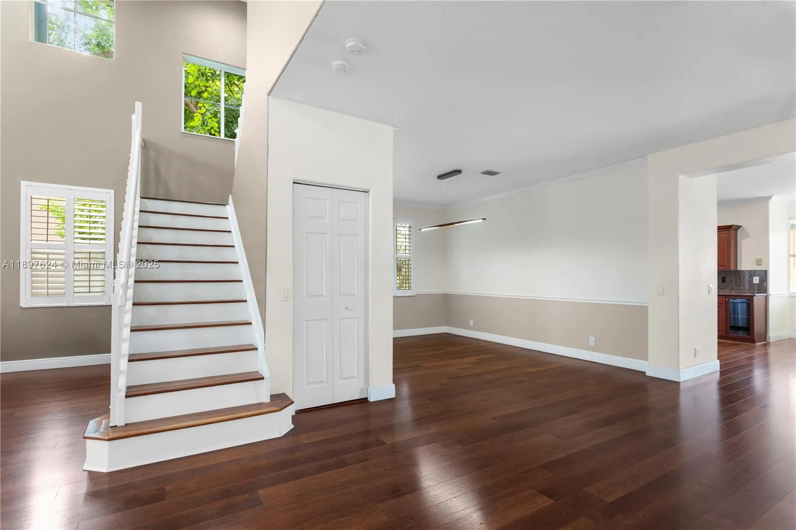 3620 Heron Ridge Ln