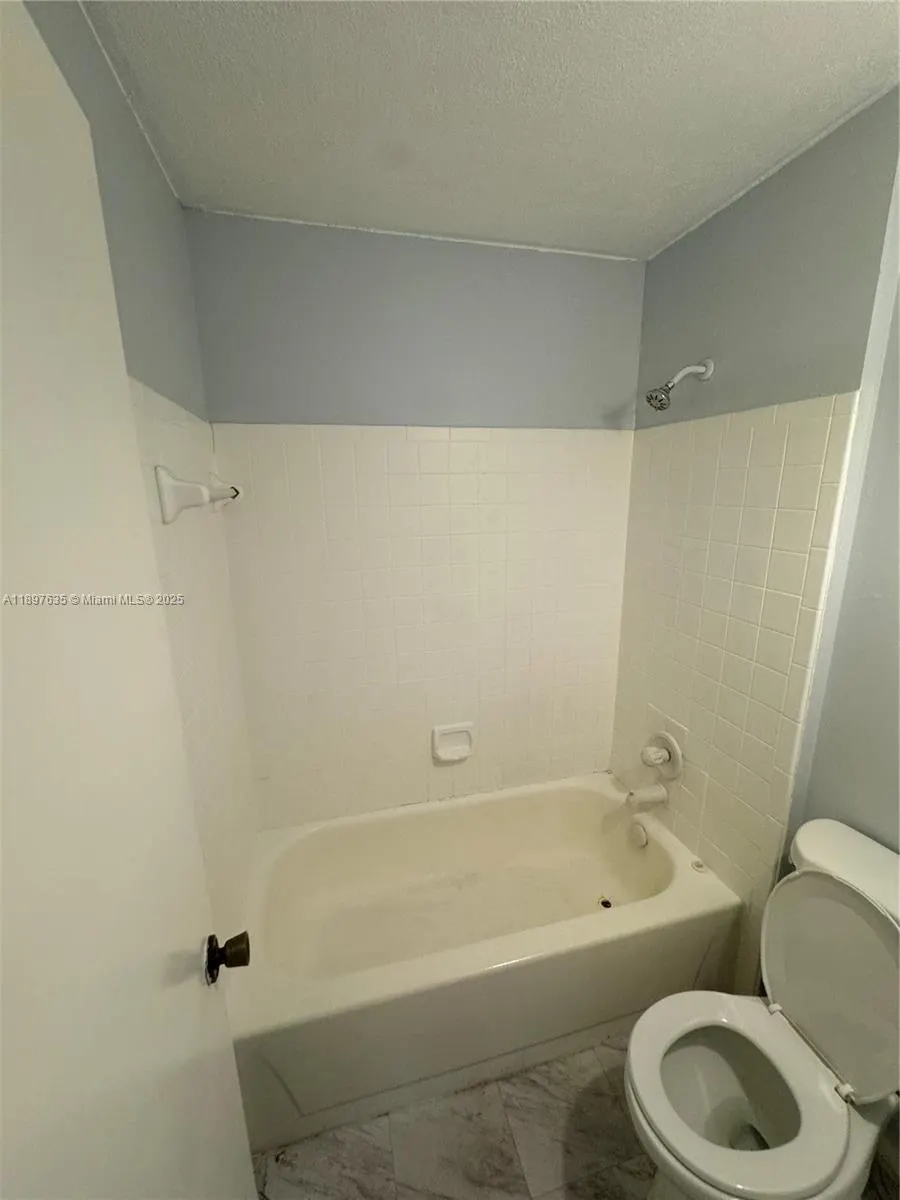 4441 W McNab Rd, #21