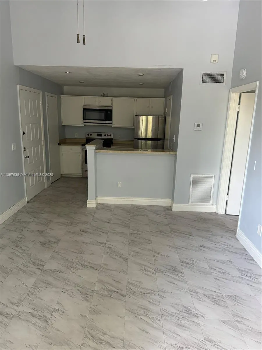 4441 W McNab Rd, #21