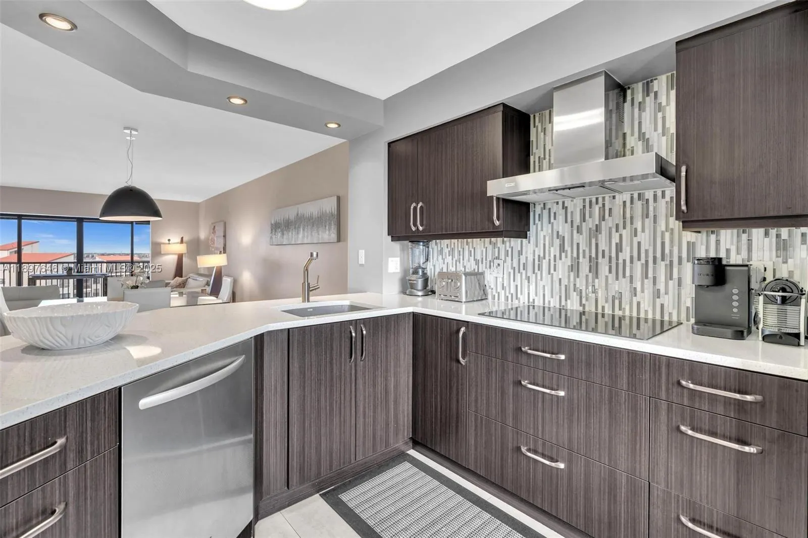 2221 Cypress Island Dr, #805