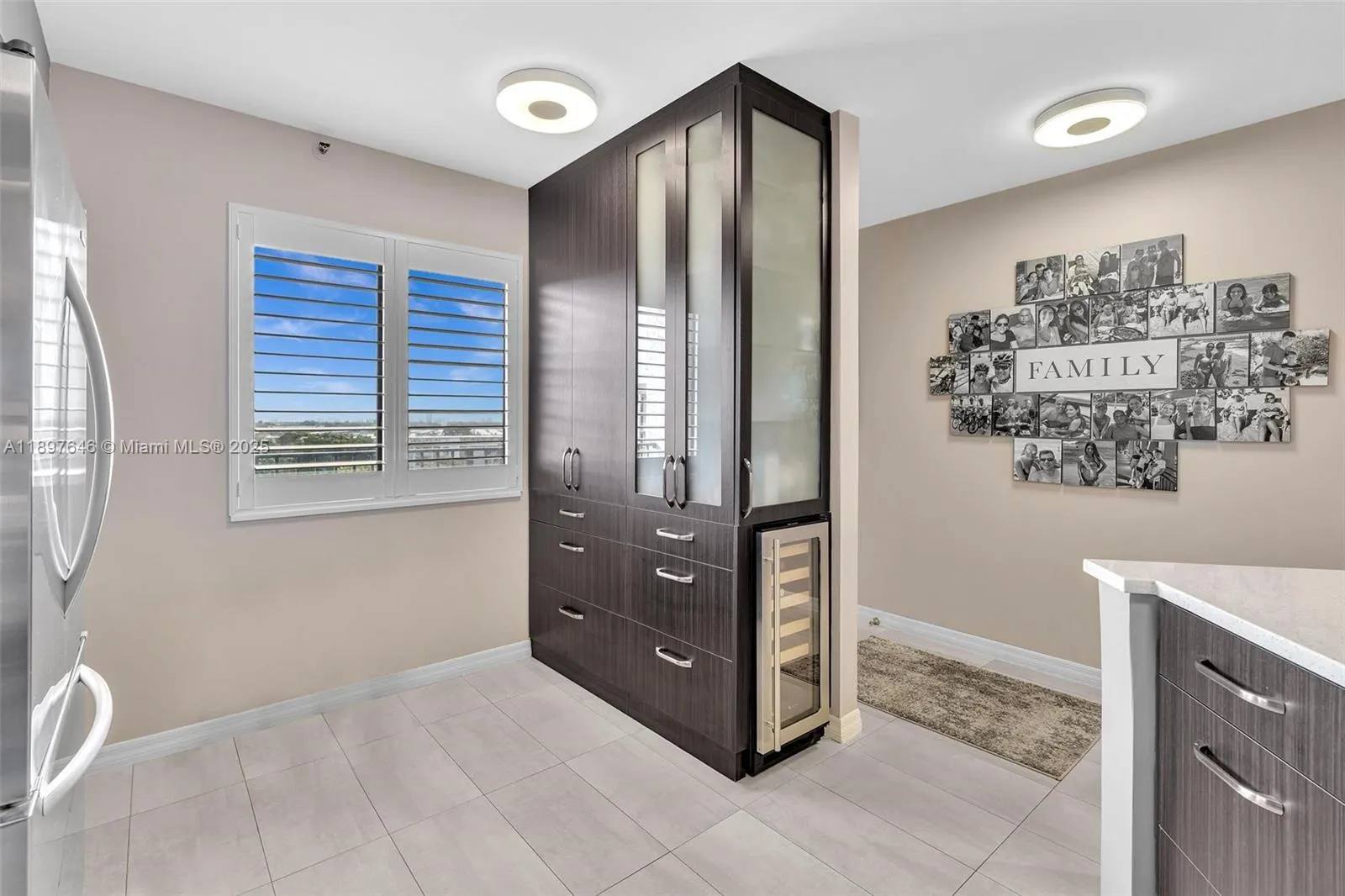 2221 Cypress Island Dr, #805