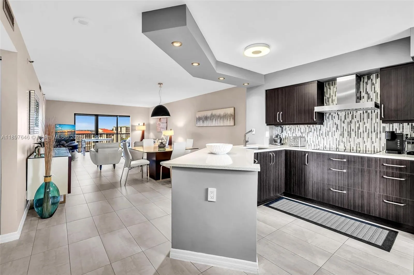 2221 Cypress Island Dr, #805