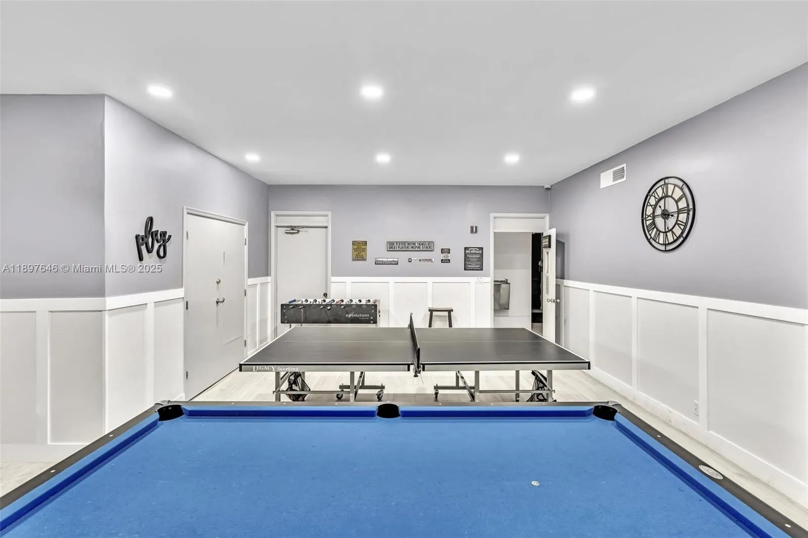 2221 Cypress Island Dr, #805