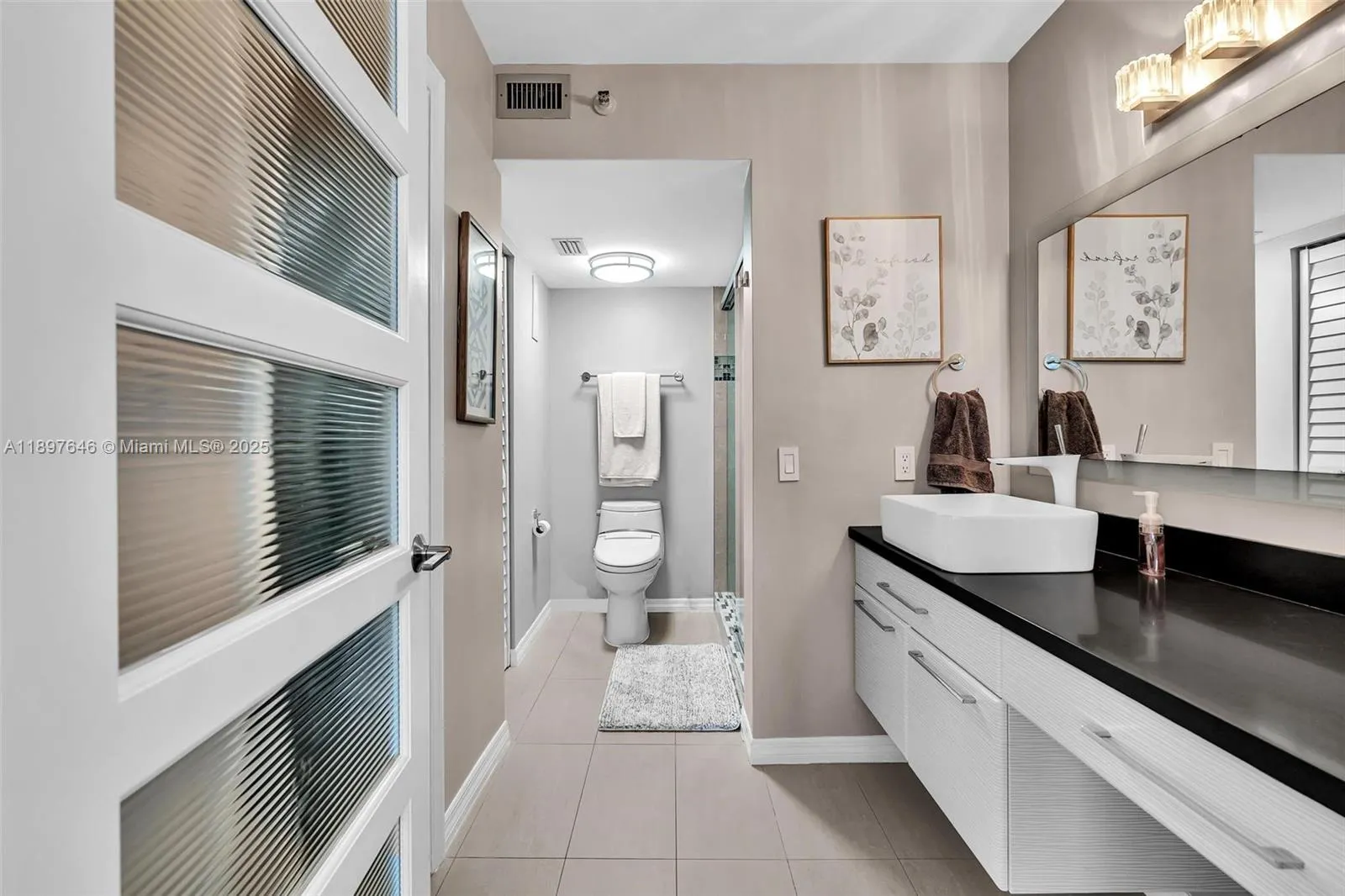 2221 Cypress Island Dr, #805