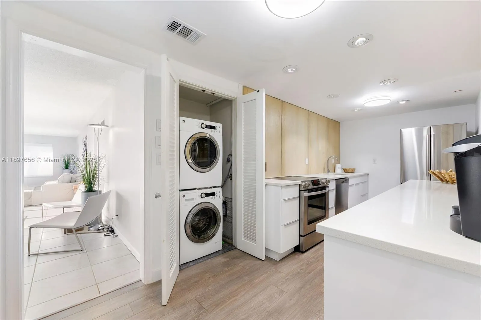 1151 N Fort Lauderdale Beach Blvd, #6B