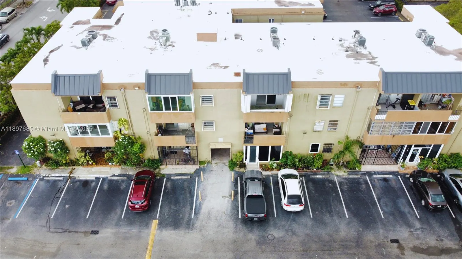 6090 W 18th Ave, #336