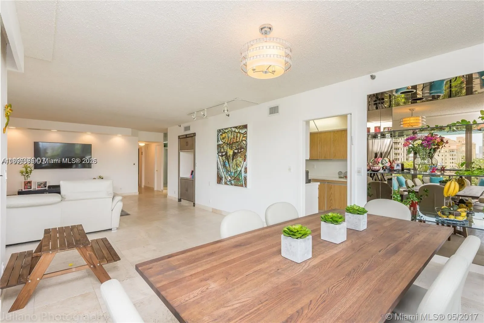 19667 Turnberry Way, #5E