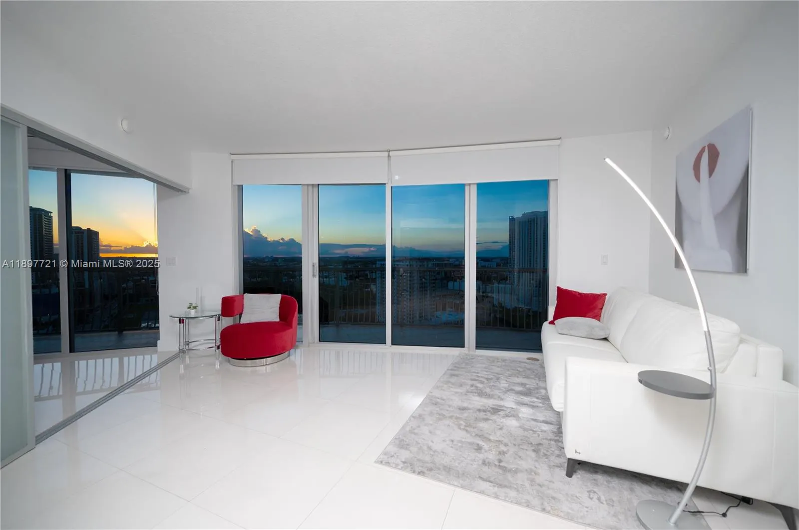 1750 N Bayshore Dr, #2615