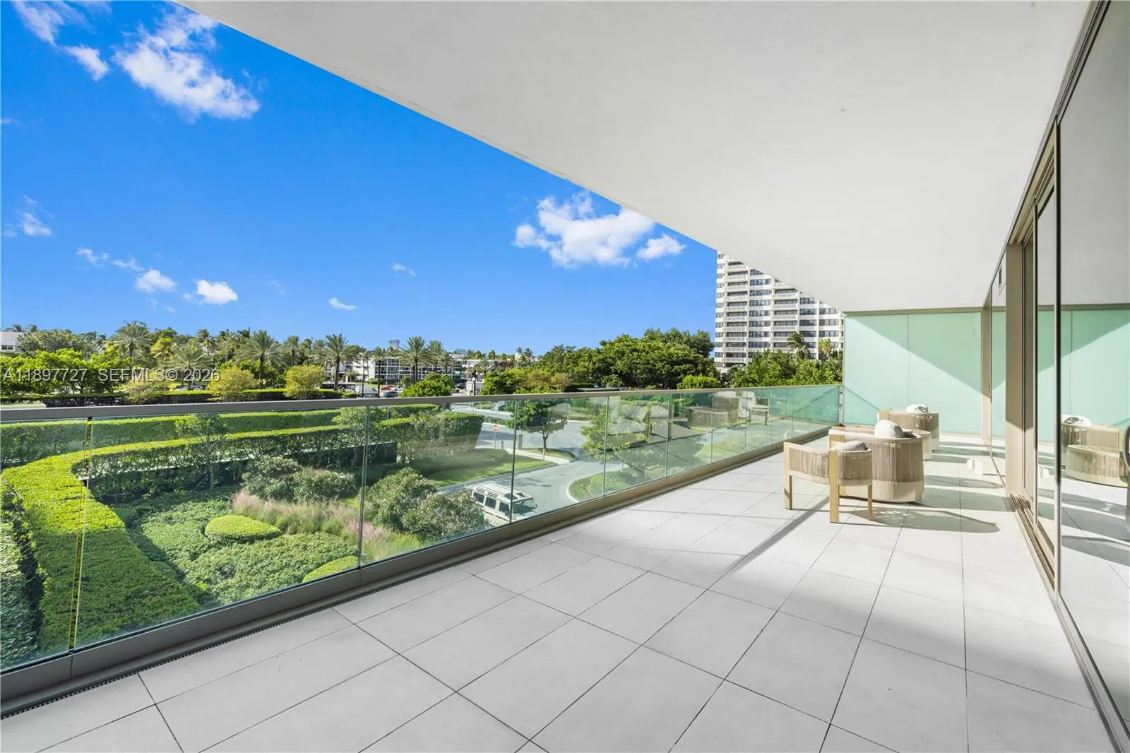 10201 Collins Ave #311