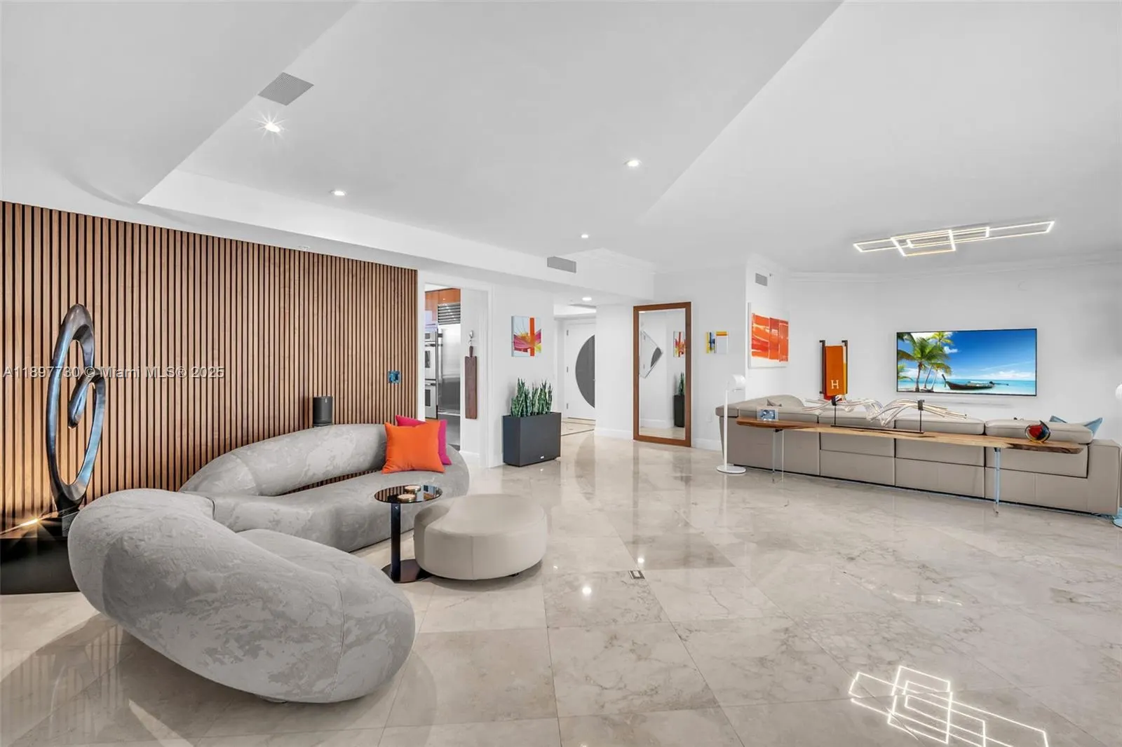 333 Las Olas Way, #3706