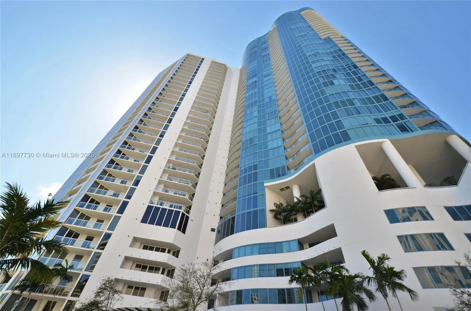 333 Las Olas Way, #3706