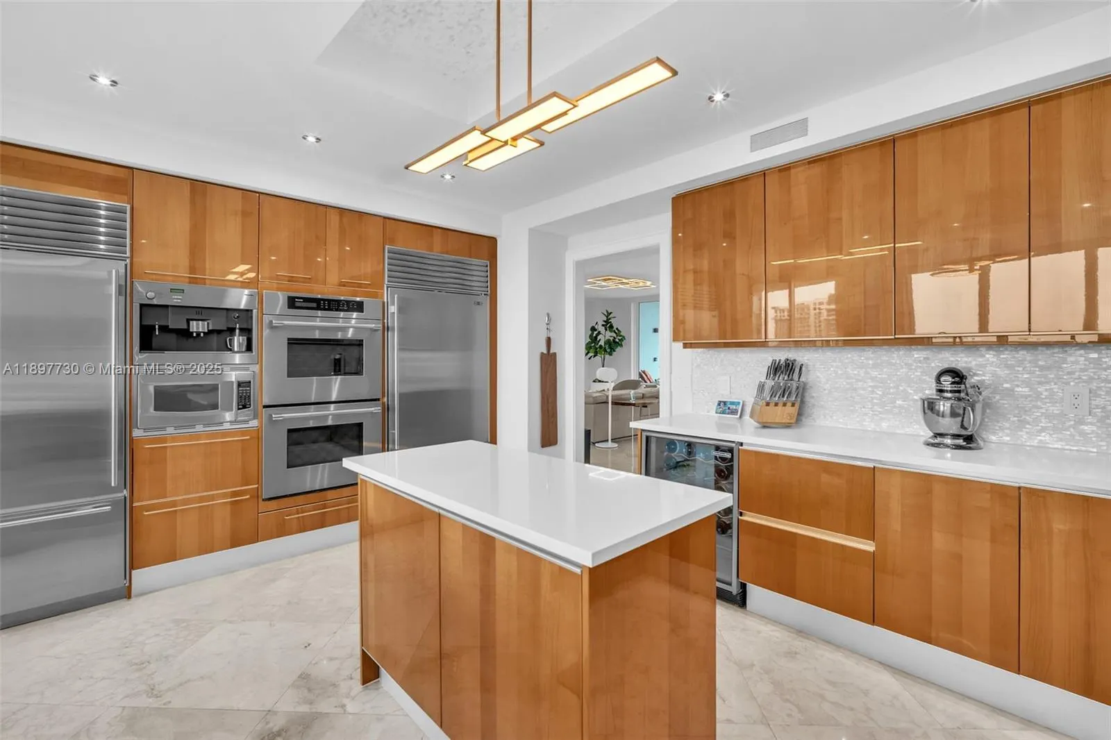 333 Las Olas Way, #3706