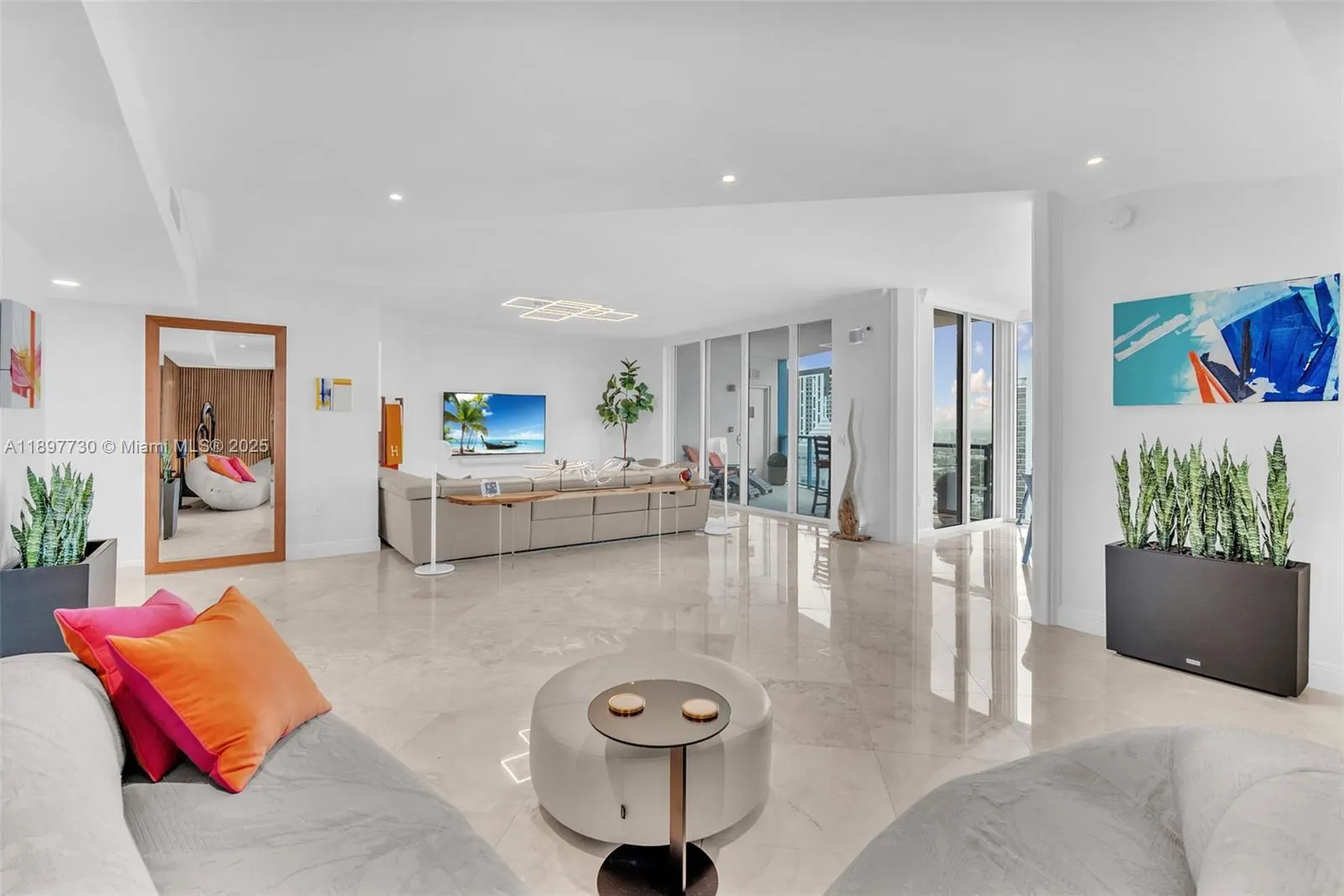 333 Las Olas Way, #3706