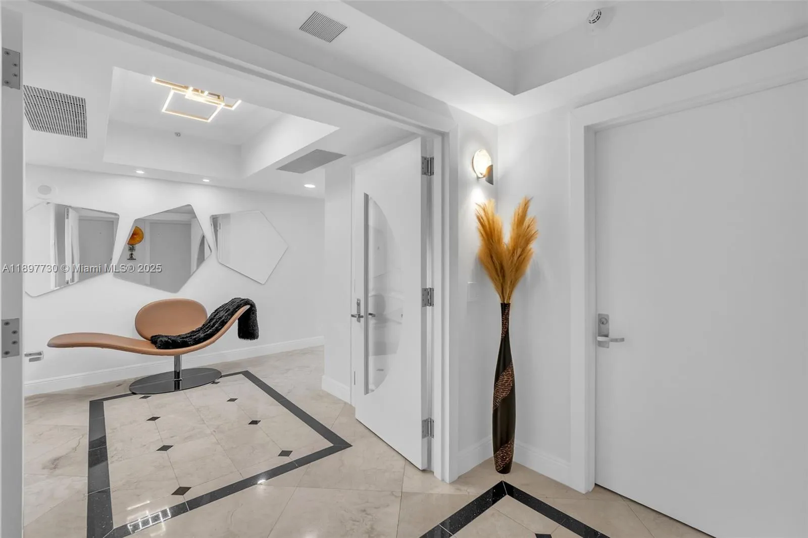 333 Las Olas Way, #3706