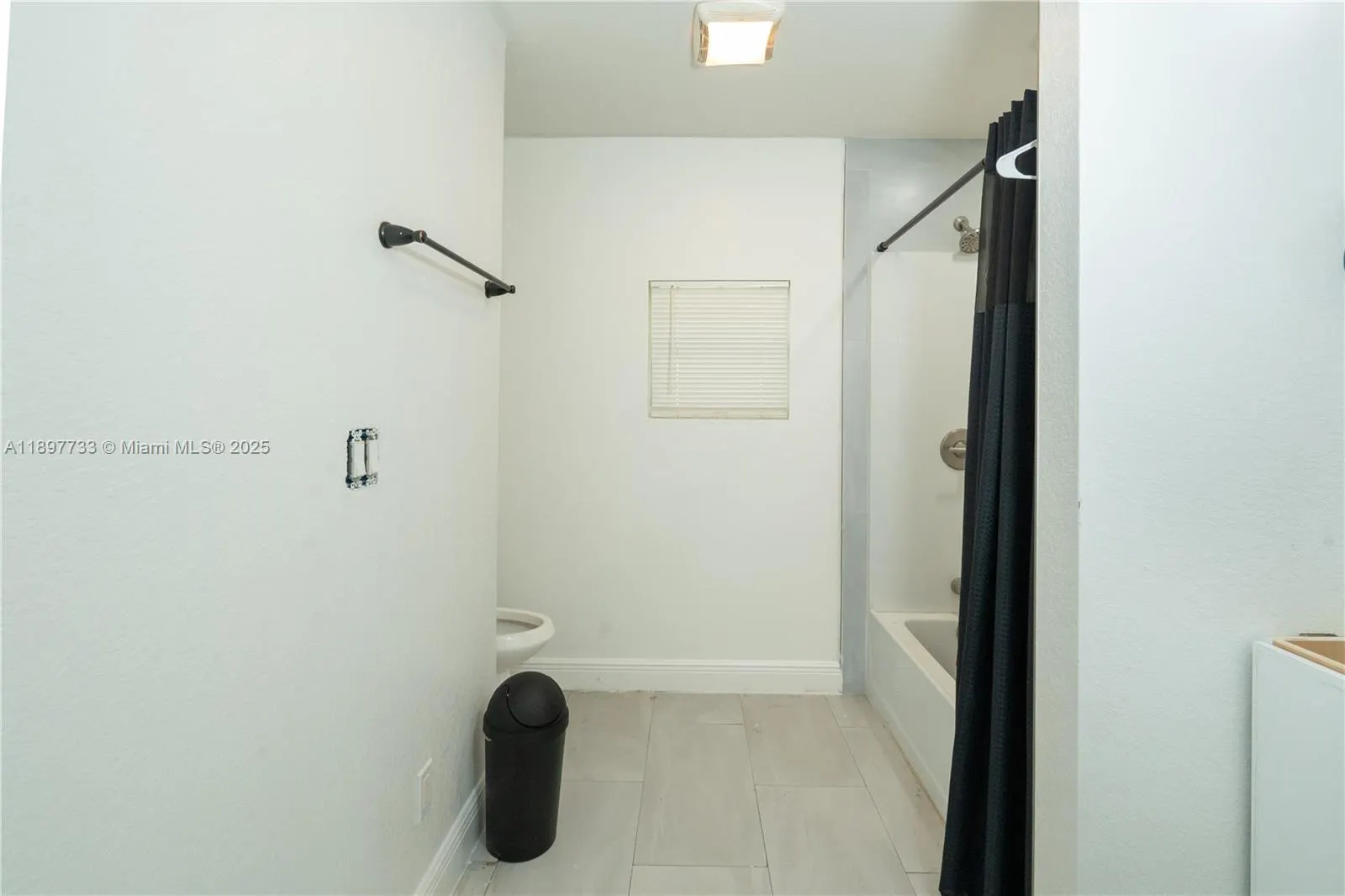 121 E 3rd street