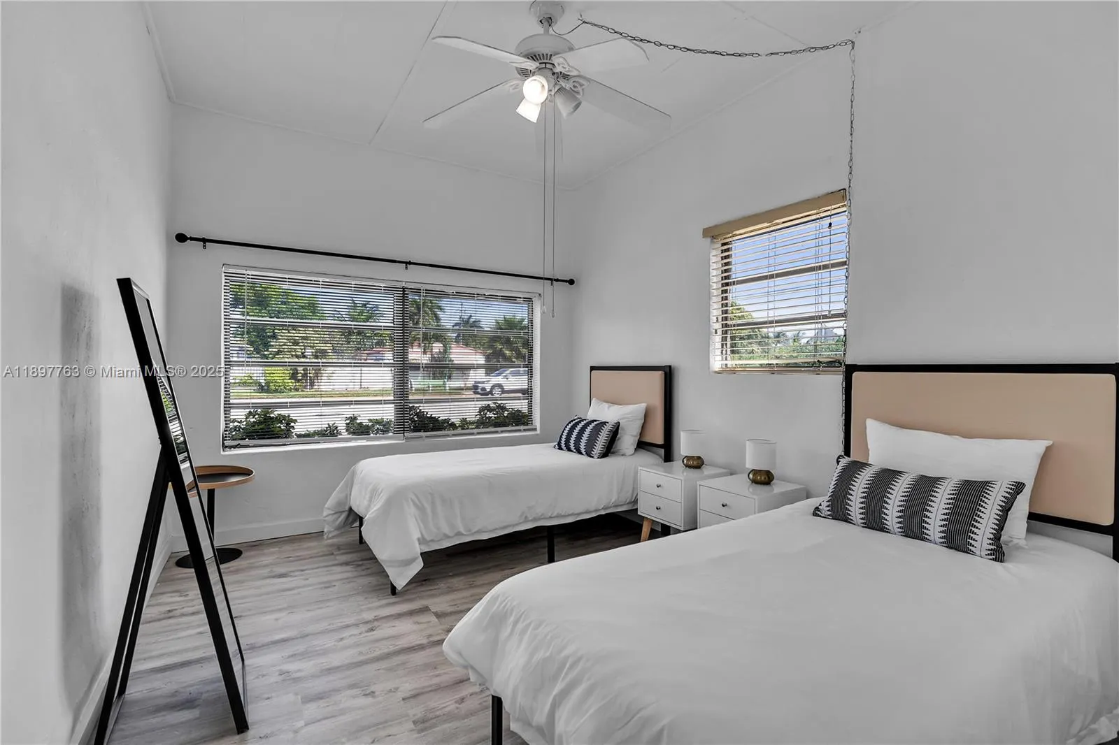1510 Normandy Dr