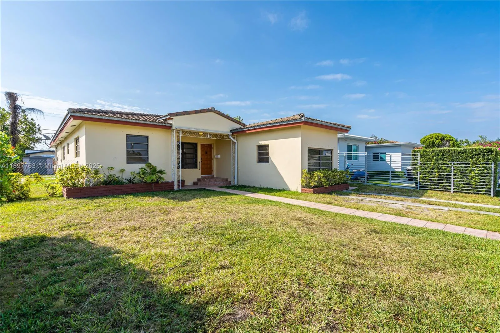 1510 Normandy Dr