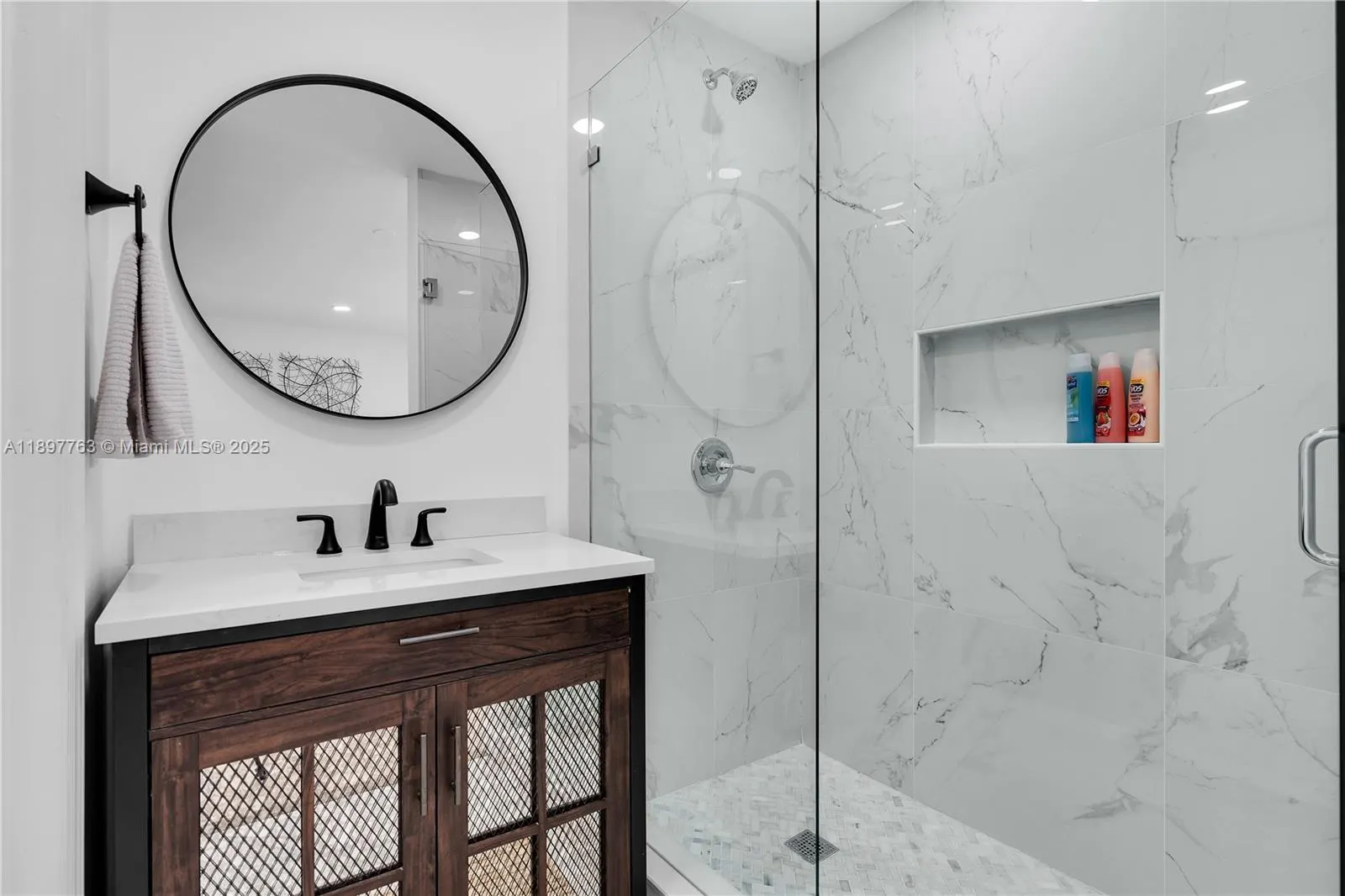 1510 Normandy Dr