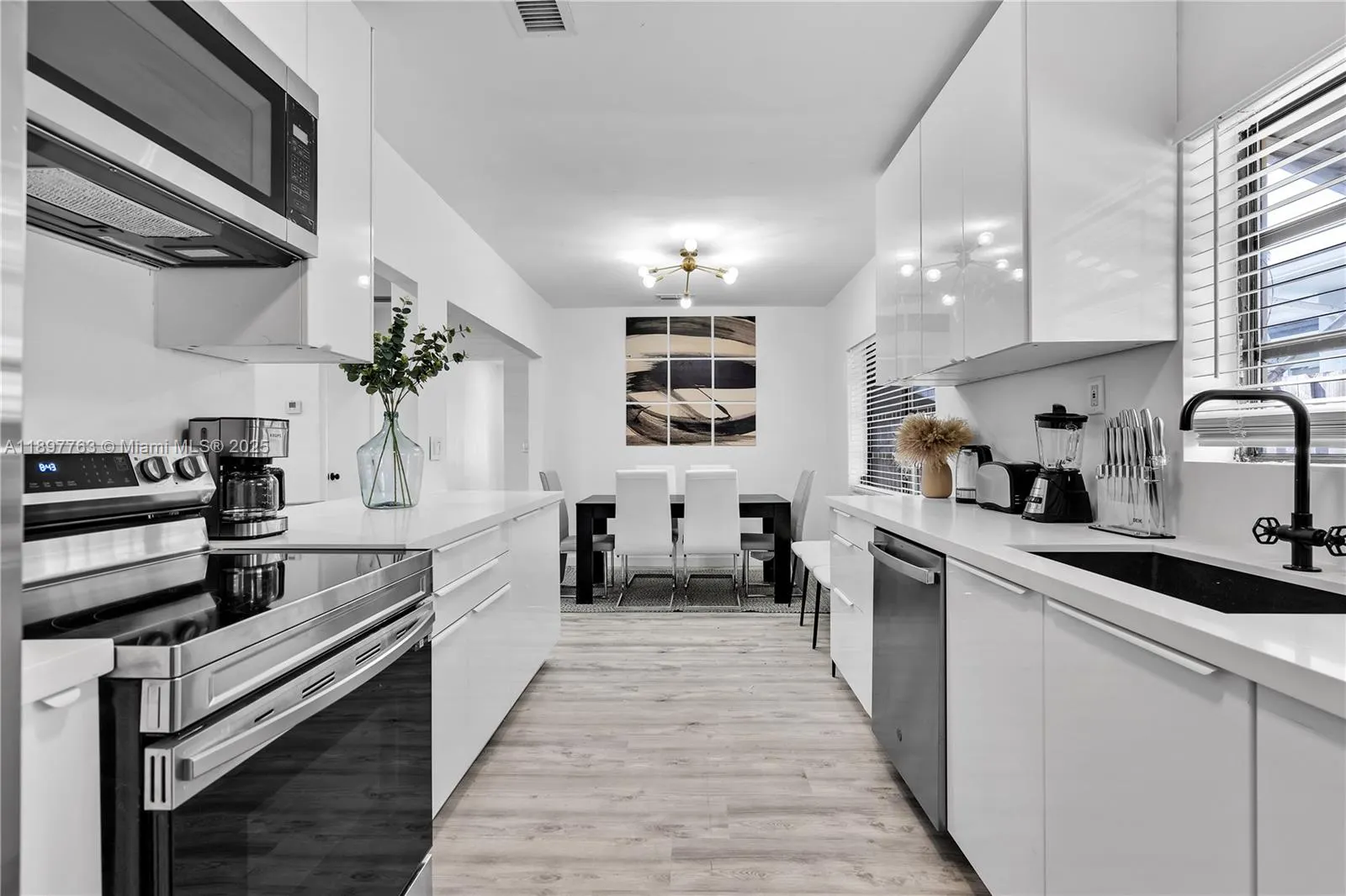 1510 Normandy Dr