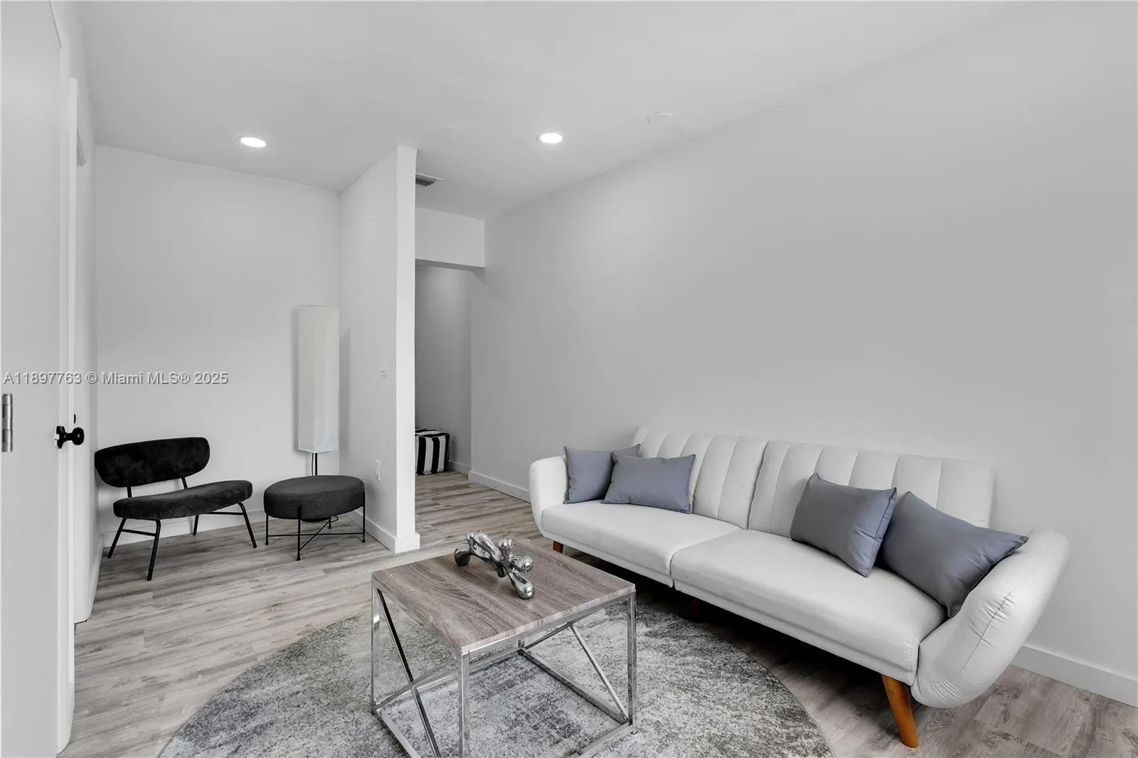 1510 Normandy Dr