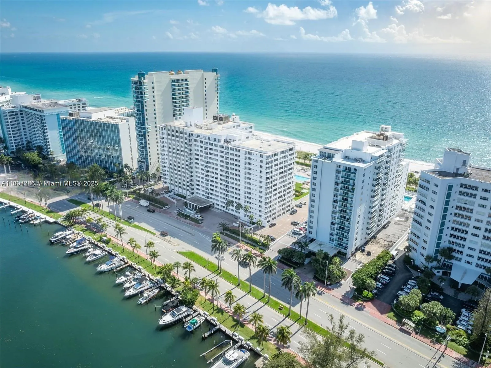 5005 Collins Ave, #1523