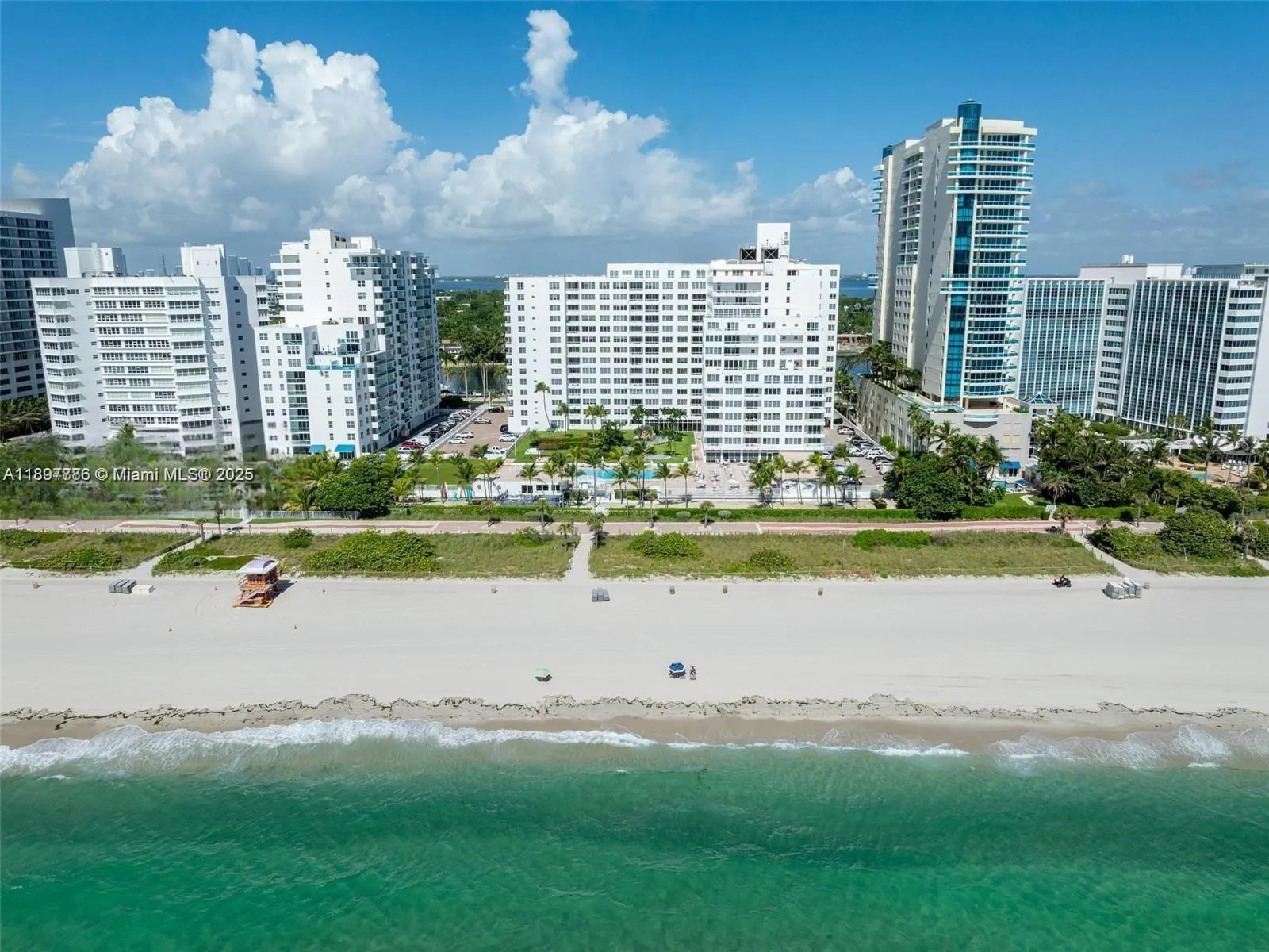 5005 Collins Ave, #1523