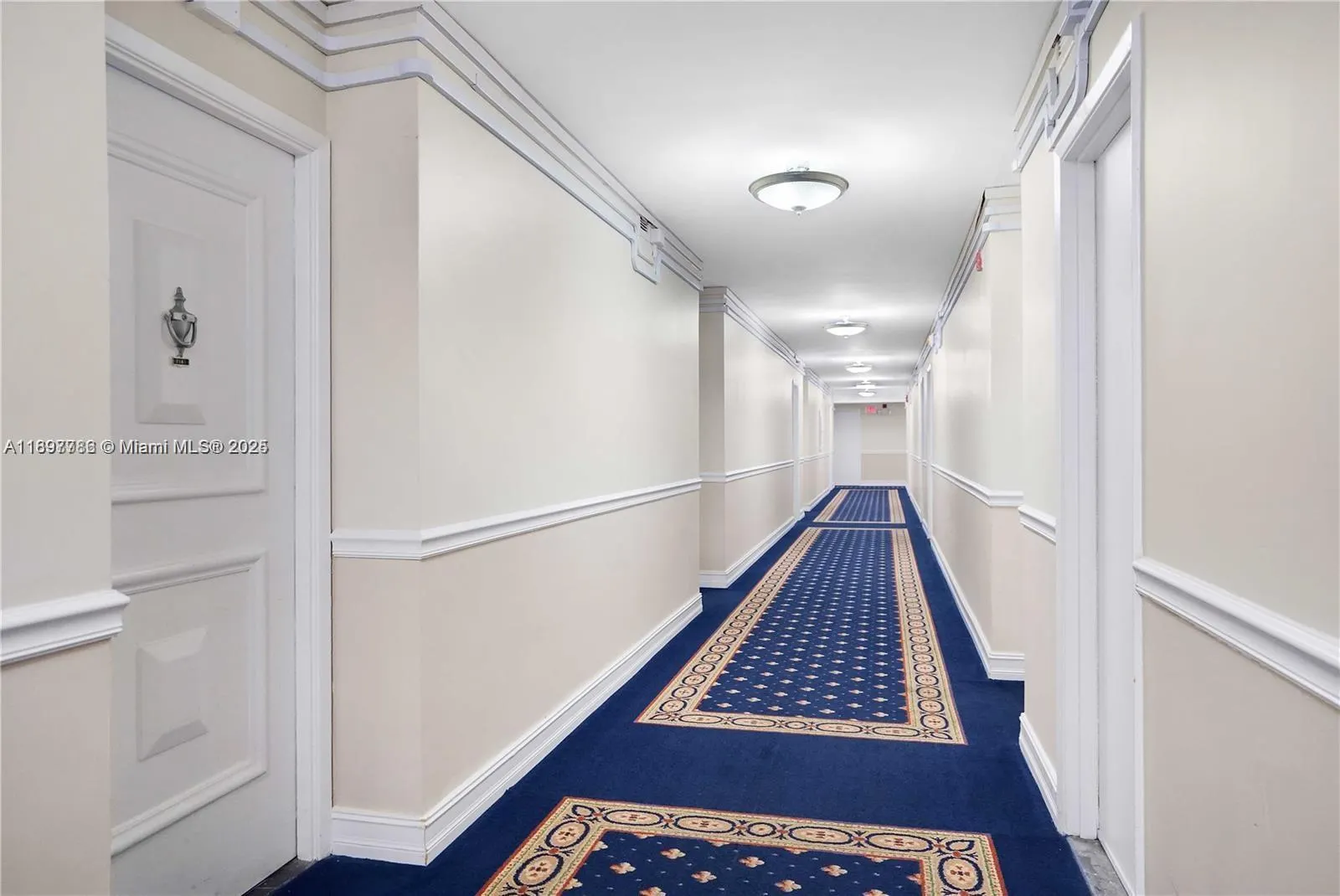 5005 Collins Ave, #1523