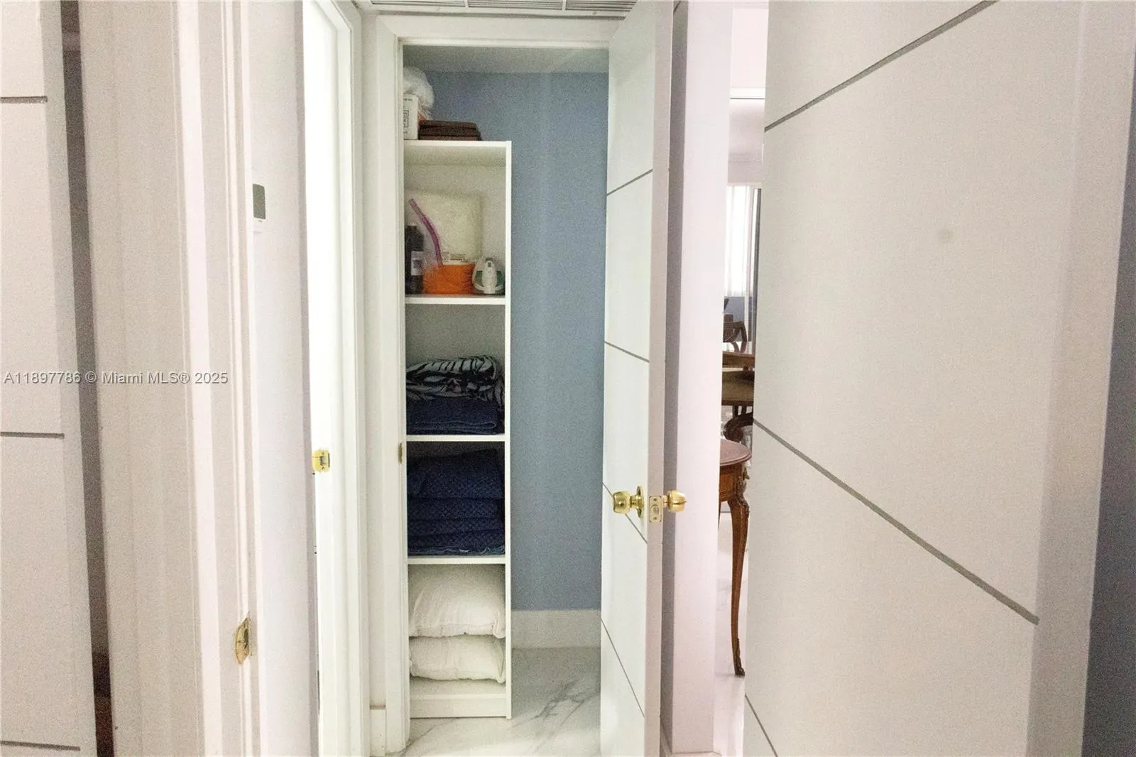 5005 Collins Ave, #1523