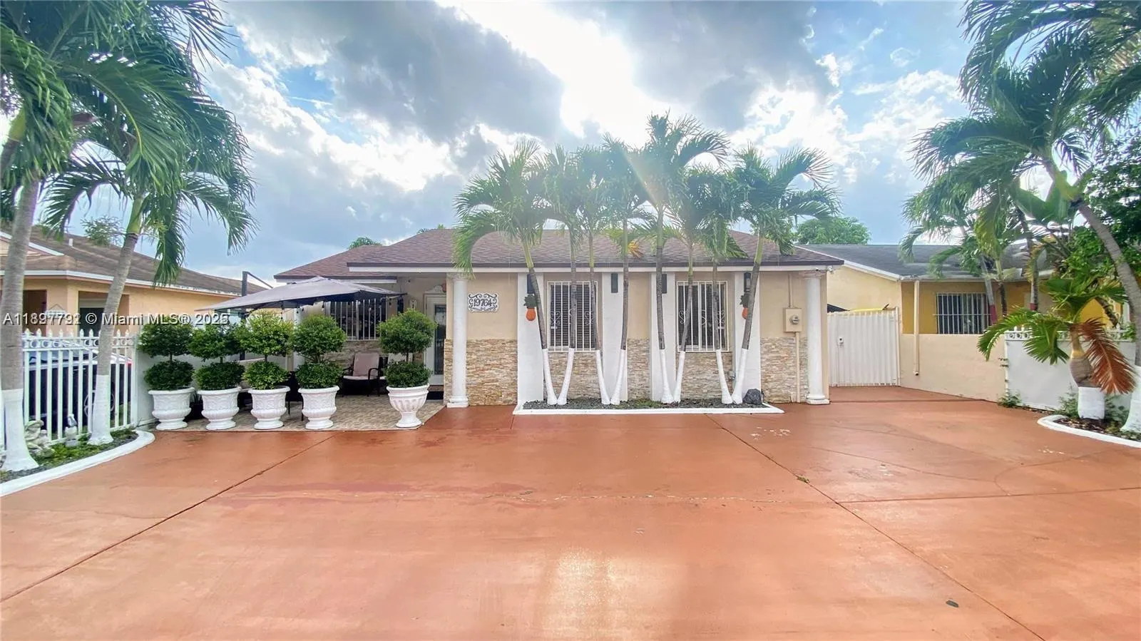 19764 NW 54 AVE