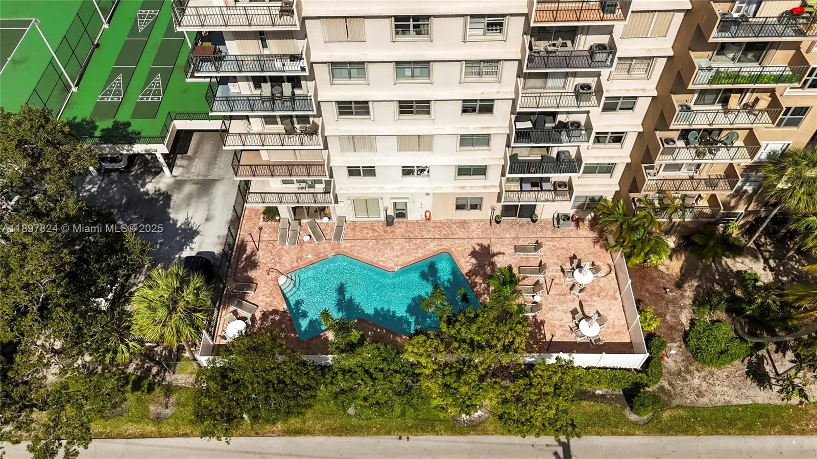 1625 SE 10th Ave, #905