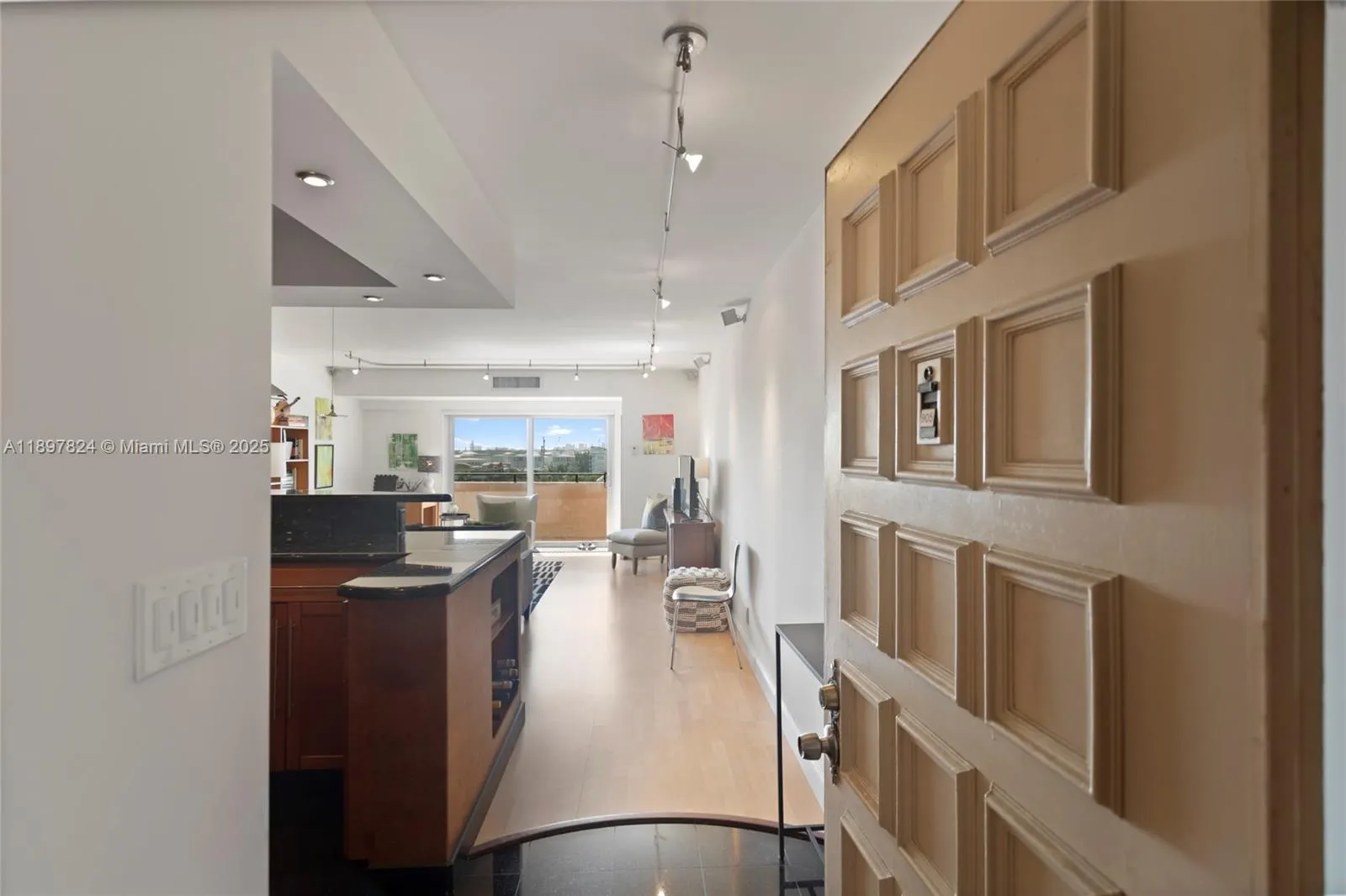 1625 SE 10th Ave, #905