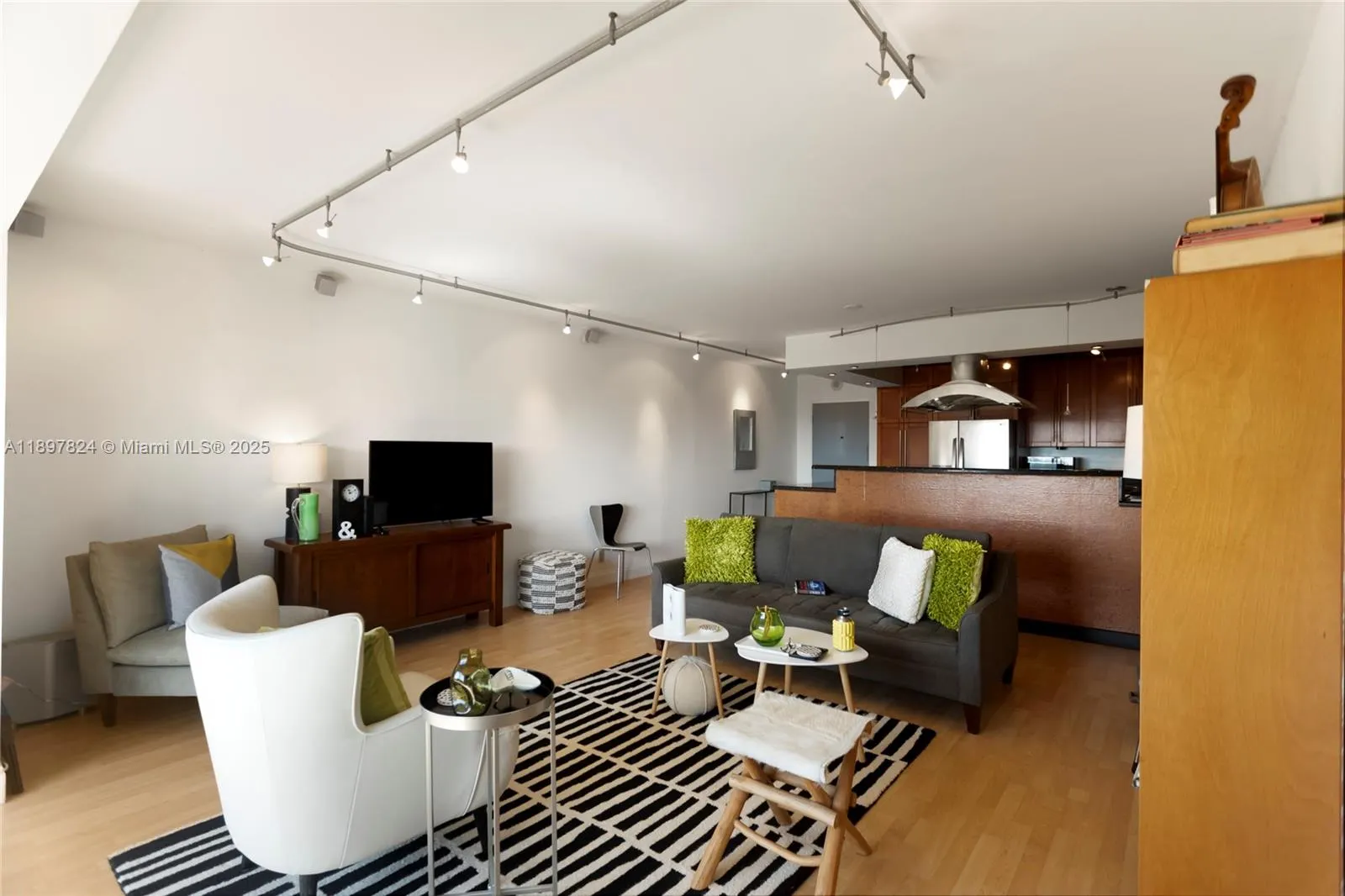 1625 SE 10th Ave, #905
