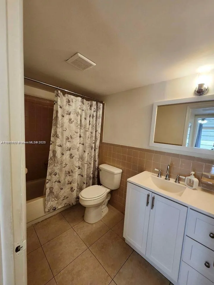 365 NE 125th, #412