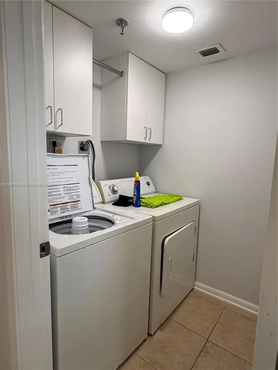 2206 S Cypress Bend Dr, #508