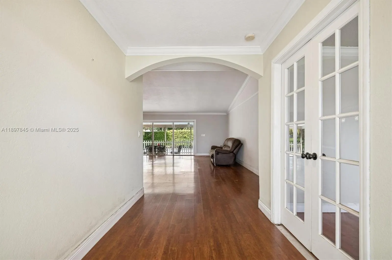 8271 Cassia Ter