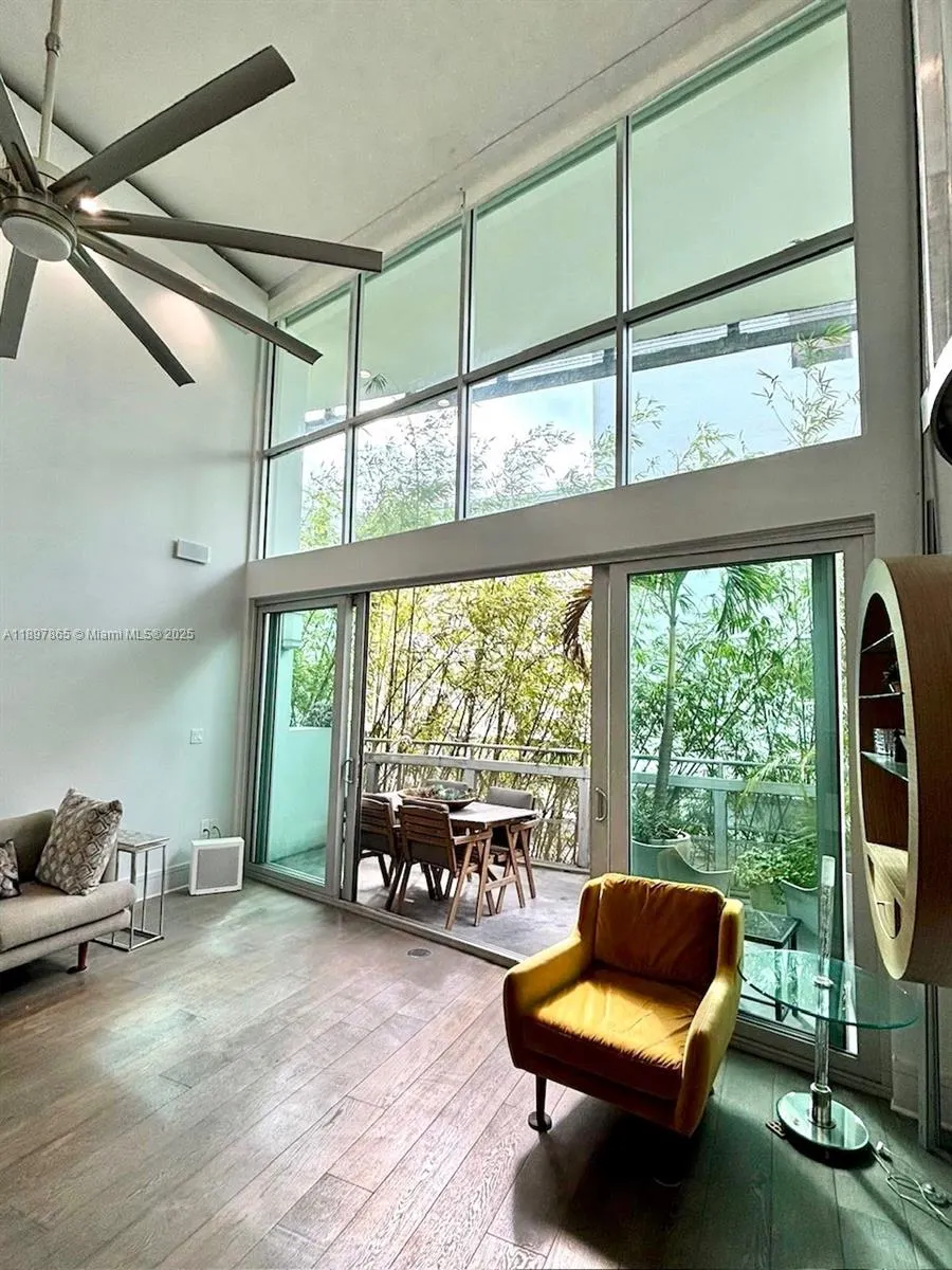 221 Jefferson Ave, #4
