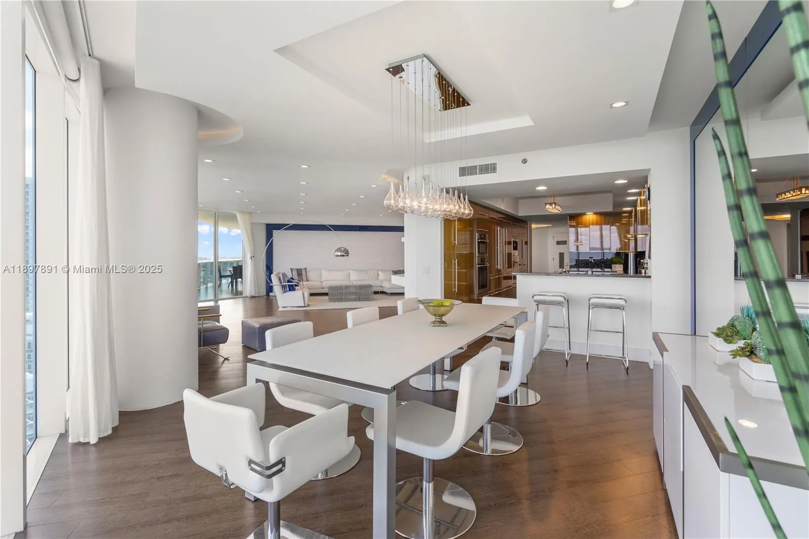 2711 S Ocean Dr, #2305